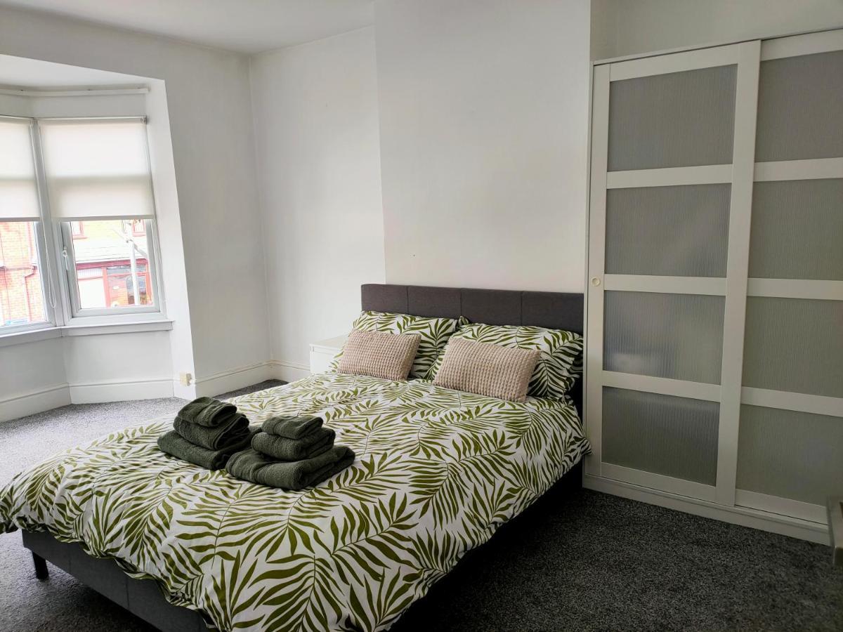 Wentworth Road Accomodation Донкастер Экстерьер фото